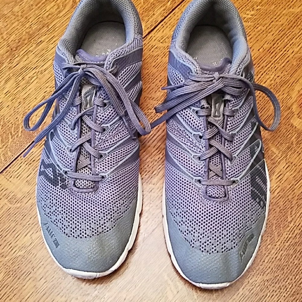 Women's Inov crossfit fitness shoe 8.5 gray